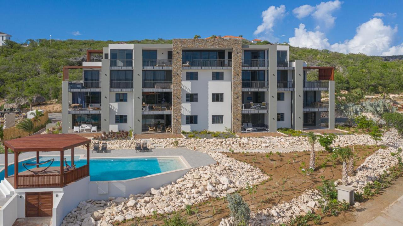 Coral Estate Ocean View Apartments 빌렘스타트 외부 사진