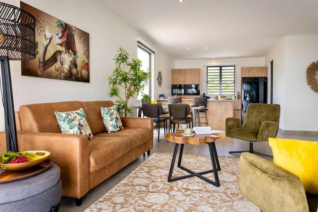 Coral Estate Ocean View Apartments 빌렘스타트 외부 사진