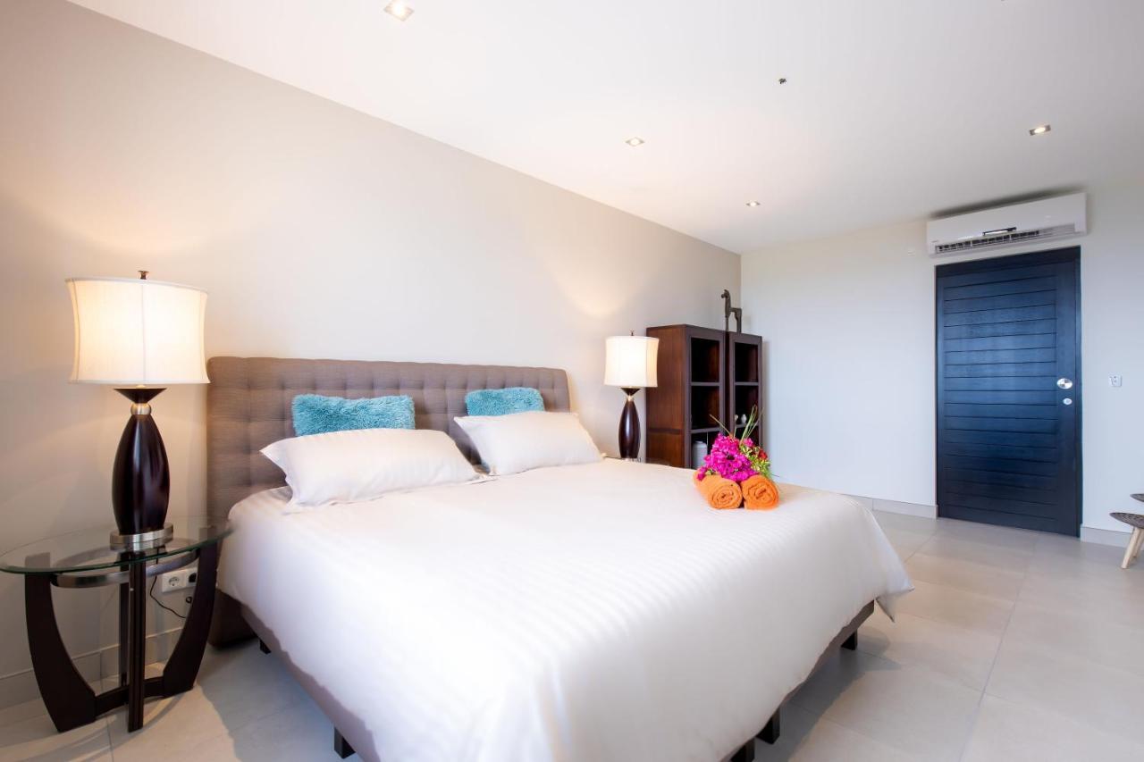 Coral Estate Ocean View Apartments 빌렘스타트 외부 사진