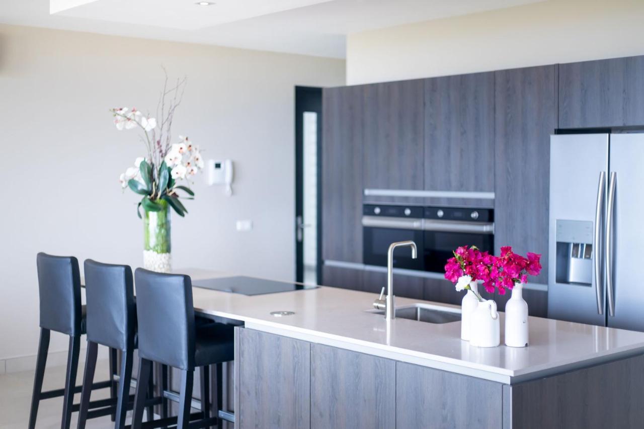 Coral Estate Ocean View Apartments 빌렘스타트 외부 사진