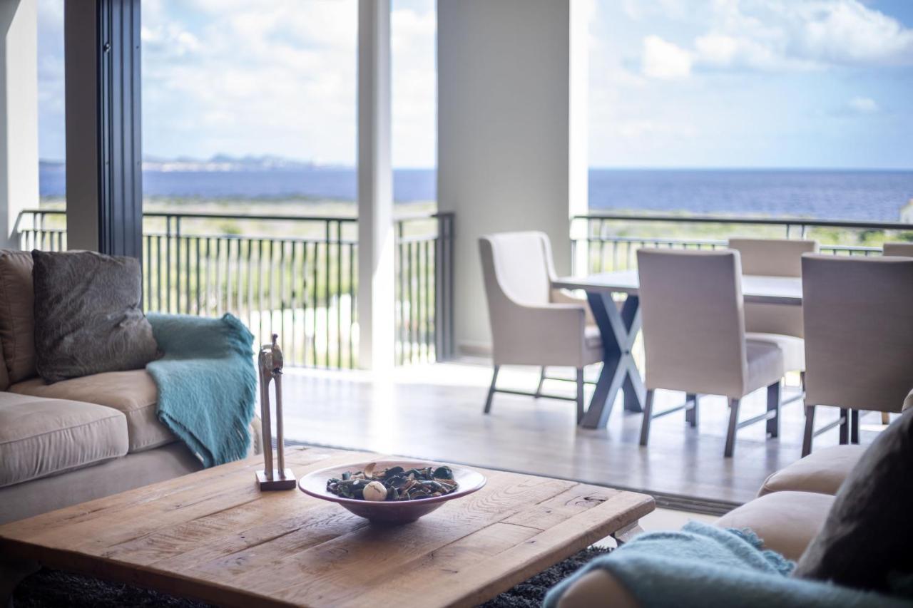 Coral Estate Ocean View Apartments 빌렘스타트 외부 사진