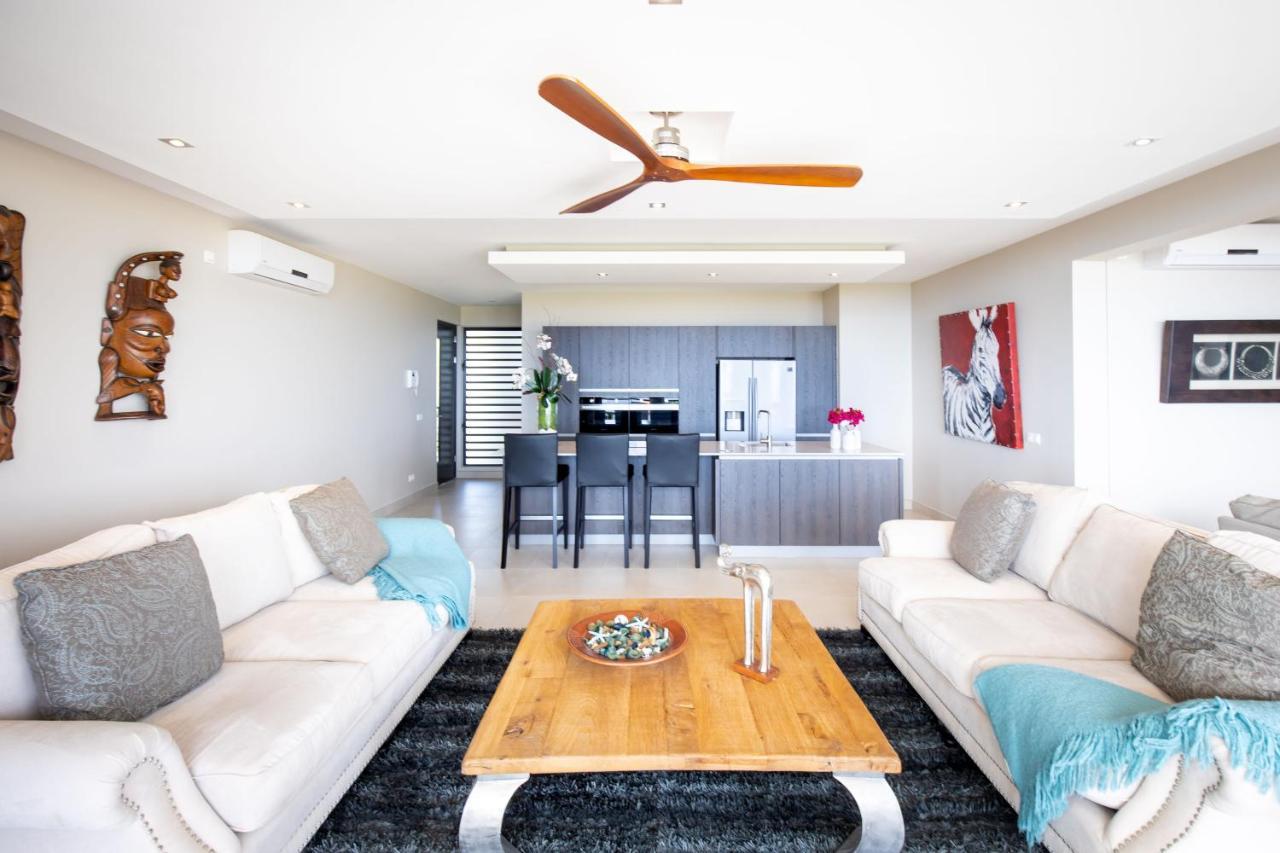 Coral Estate Ocean View Apartments 빌렘스타트 외부 사진