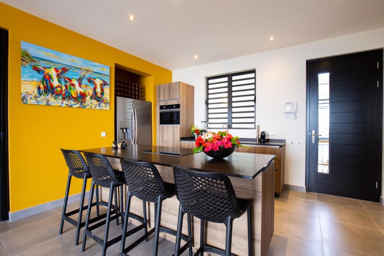 Coral Estate Ocean View Apartments 빌렘스타트 외부 사진