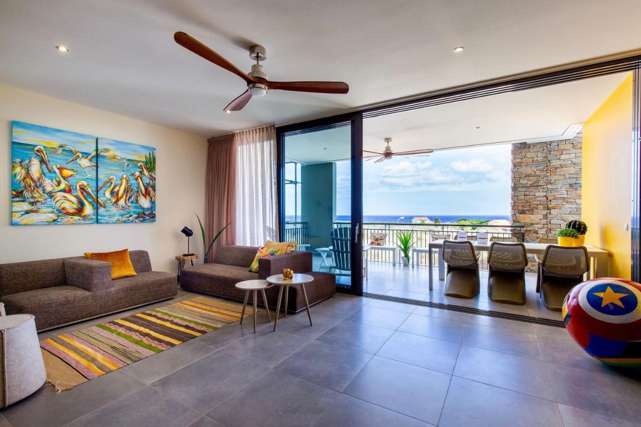 Coral Estate Ocean View Apartments 빌렘스타트 외부 사진