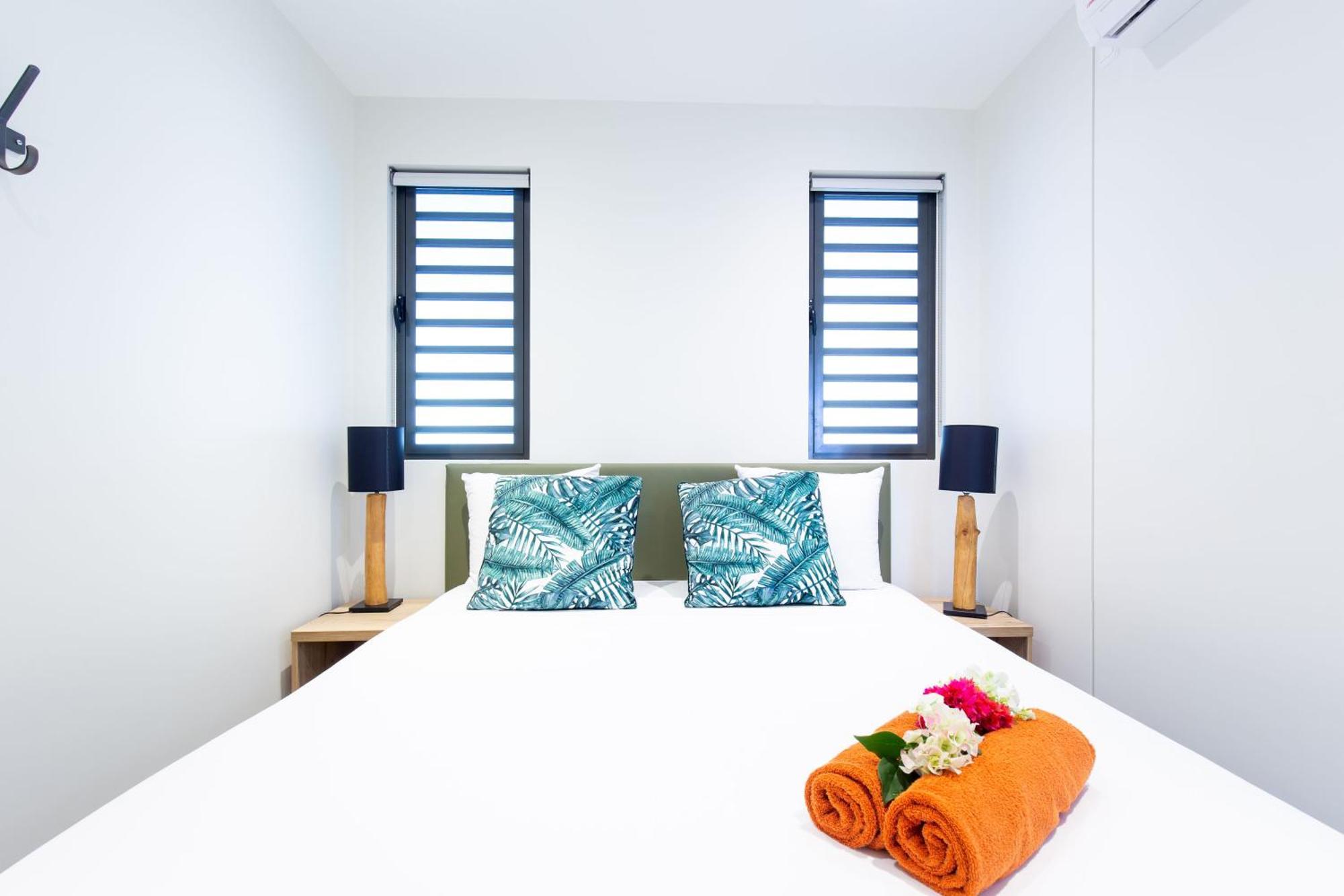 Coral Estate Ocean View Apartments 빌렘스타트 외부 사진
