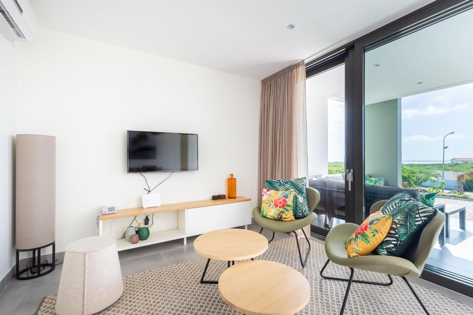Coral Estate Ocean View Apartments 빌렘스타트 외부 사진